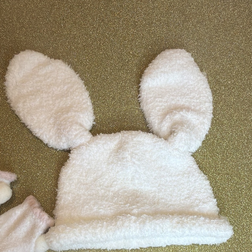Mud Pie Plush Bunny Ear Beanie Hat & Booties Set 0-6M White/Pink Lightweight - Picture 5 of 5